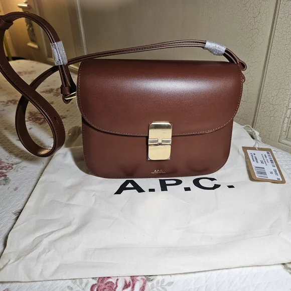 A.P.C Grace Small Bag_Hazelnut - APC - Picture 4 of 12